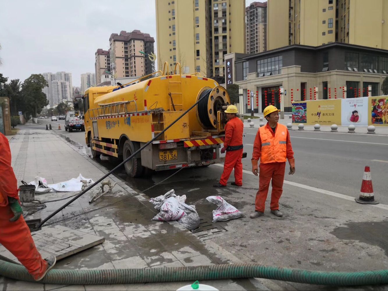 红原排污管道清淤-管道清洗