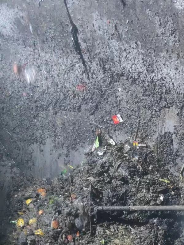 红原污水池清理